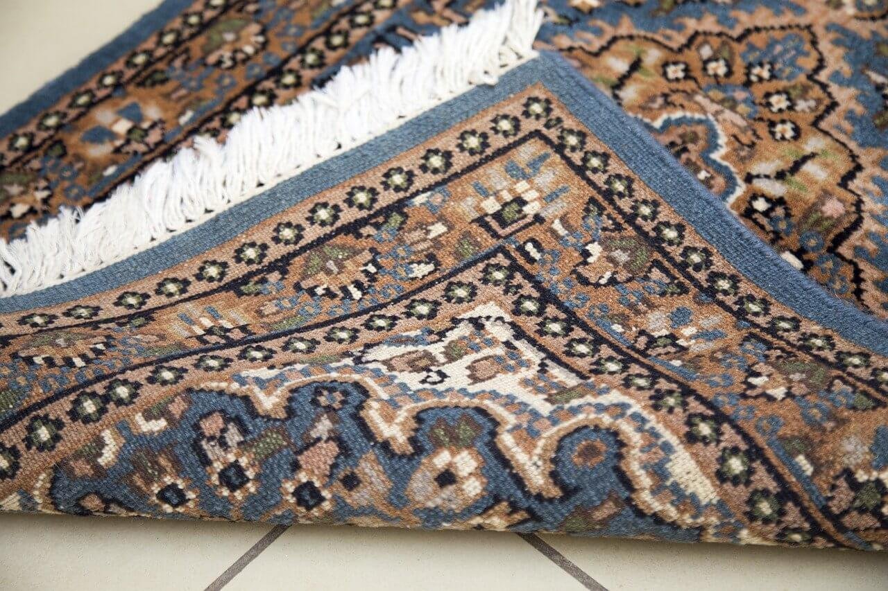 ペルシャ絨毯の産地偽装の実態 tokyo